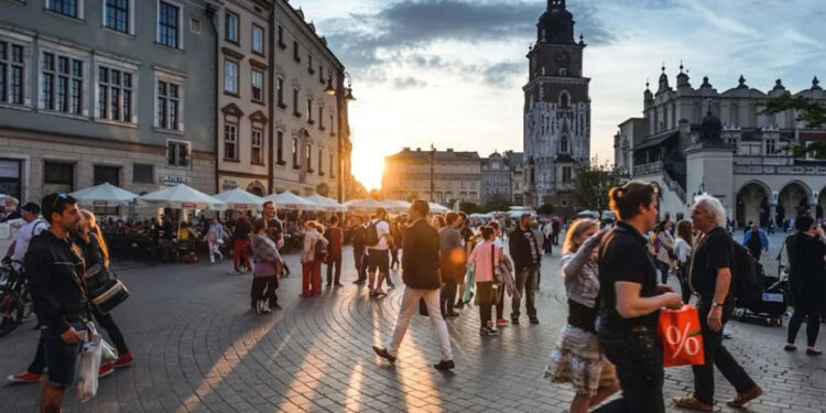 Aseguradora de viajes lanza iniciativa con sector turístico - Report News