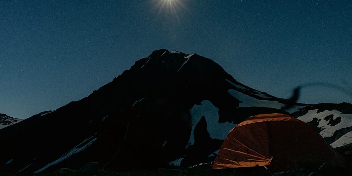 La demanda de alojamiento por el eclipse solar se dispara en España e Islandia, ¿llego tarde?