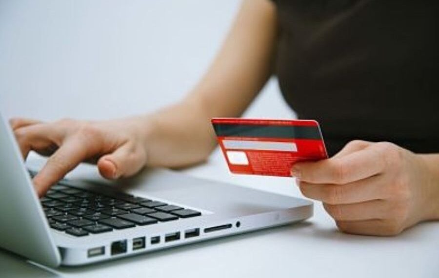 Alertan por aumento de fraudes en paquetes vacacionales durante las vacaciones