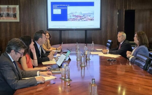 Aprueban obras para avances en atención de pasajeros en Canarias