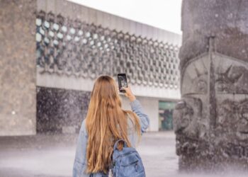 Luces y sombras del turismo: el impacto real de los viajeros
