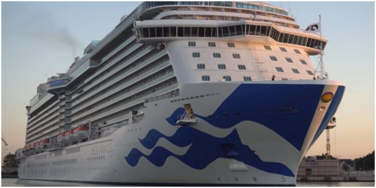 Buscan a tripulante desaparecido de un crucero que salió de Fort Lauderdale rumbo a México