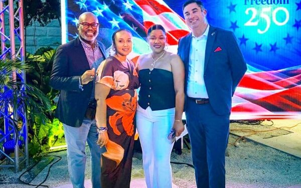 Carnival apoya celebraciones de aniversario de EE.UU. a través de embajadas en el Caribe y Centroamérica