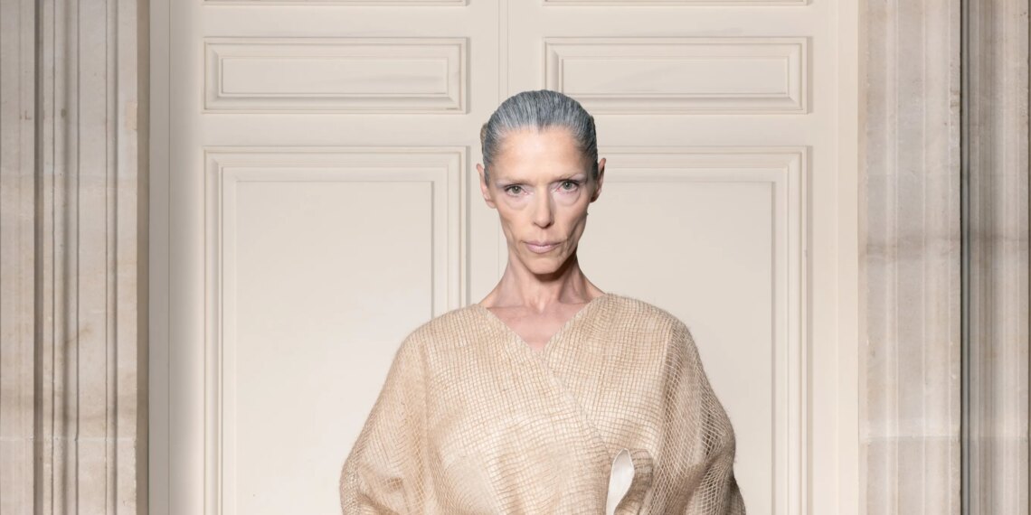 Viktor & Rolf Fall 2026 Couture Collection