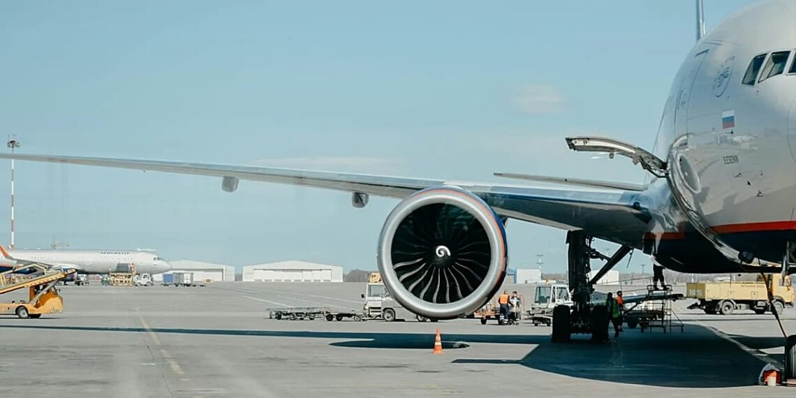 Así se consiguen vuelos de última hora baratos según Skyscanner