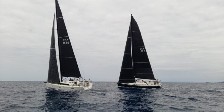 Campeonato de Cantabria de Cruceros en Laredo: Máxima igualdad en el campo de regatas