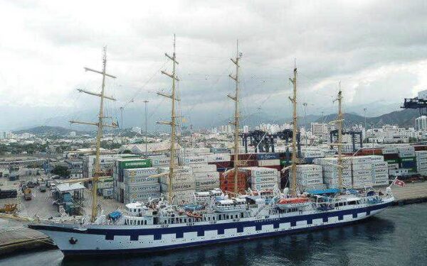 Star Clippers dispone cruceros económicos al Caribe para viajeros solitario