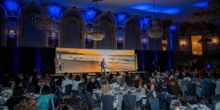 David Collado promueve a RD en Chicago; asegura que el 100 % de los turistas quiere regresar • Periódico Digital Centroamericano y del Caribe