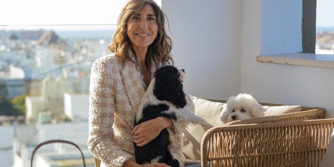 Así es el exótico refugio de Paz Padilla en Cádiz: una 'casa con alma' llena de reliquias de viajes y muebles rescatados