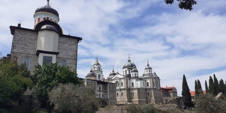 Explorando Dafni y Karyés en Monte Athos: guía de viaje