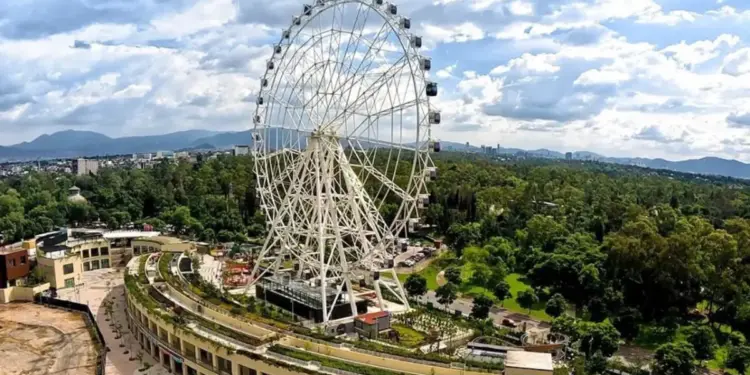 Rueda de la fortuna del parque Aztlán ofrece viajes gratis este verano