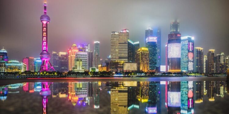 VIAJES | REPORTAJE | De la piedra milenaria al cristal futurista: un viaje por la esencia de la China eterna – EBFNoticias