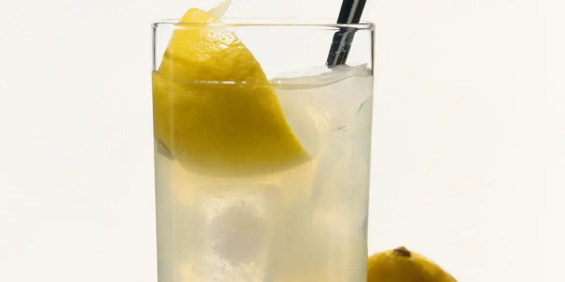 The “Cortisol Cocktail” Isn't Just Delicious—It Also Works