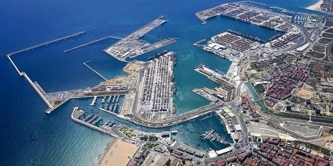 El Gobierno aprueba licitar las obras de la terminal del puerto de València para pasajeros de Baleària