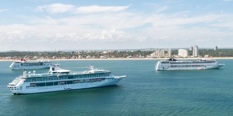 Turismo de cruceros dejó 242.000 visitantes y US$ 13 millones en Uruguay durante la última temporada