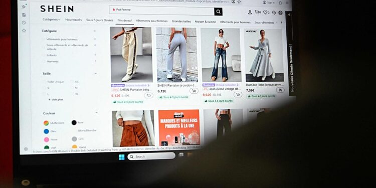 Los viajes y la moda disparan las compras por Internet