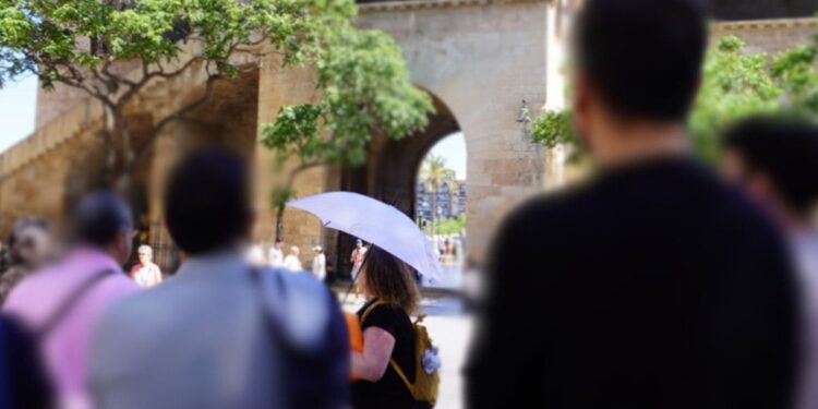 As&iacute; viajan los turistas por el mundo: &iquest;D&oacute;nde viajan los espa&ntilde;oles y qui&eacute;n elige Espa&ntilde;a?