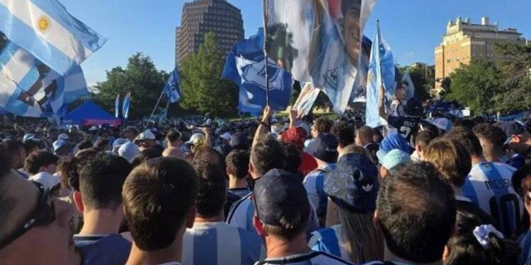 Por la Selección, desde La Plata a Kansas, de 7 mil dólares para arriba
