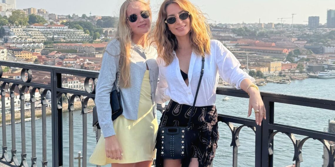 Geraldine Bazán disfruta unas vacaciones de ensueño con su hija Miranda entre España y Portugal