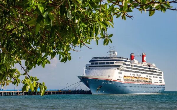 Fred. Olsen Cruise Lines presenta Gran Viaje de 87 noches por el Amazonas, Chile y la Antártida con salida desde Reino Unido para 2028