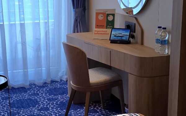 Incorpora tablets en camarotes del Celestyal Discovery
