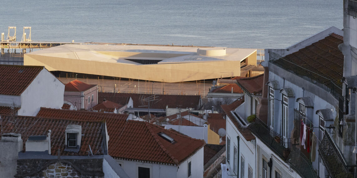 Galería de Terminal de Cruceros de Lisboa / Carrilho da Graça Arquitectos