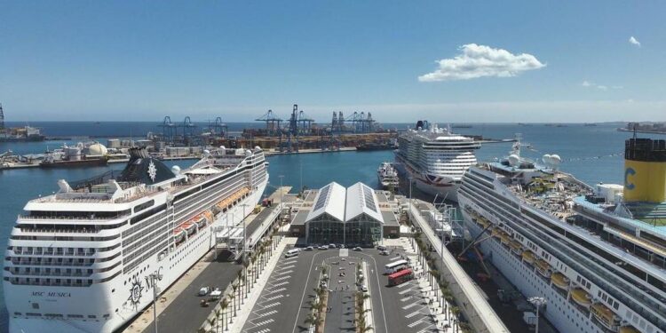 Vista panorámica de la terminal de cruceros de Las Palmas.