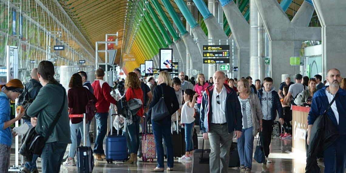 El nuevo permiso para viajar a Europa de 20 euros podría retrasarse hasta 2027