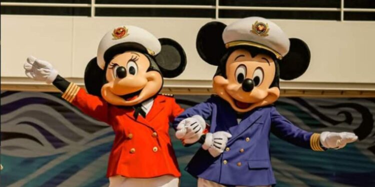 La película más oscura del crucero Disney Dream: una trabajadora denuncia a otra por haberla intoxicado