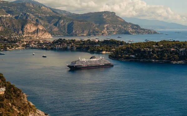 Explora Journeys y Hilton Honors lanzan programa de recompensas para viajes de lujo en alta mar