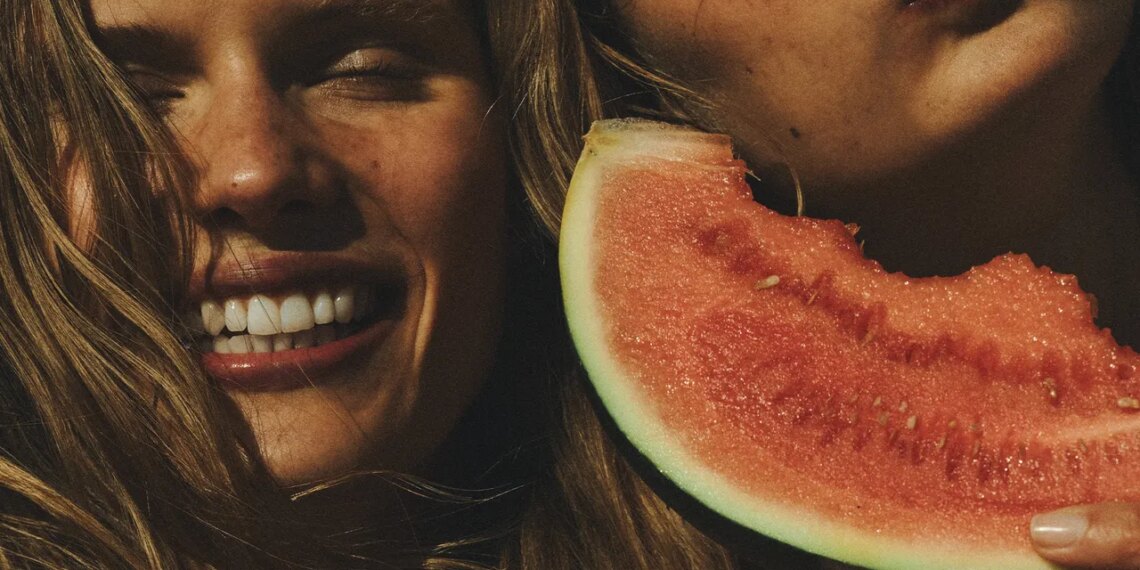 Las 7 verduras de hoja verde más saludables: Sus beneficios y cómo preparlas en verano