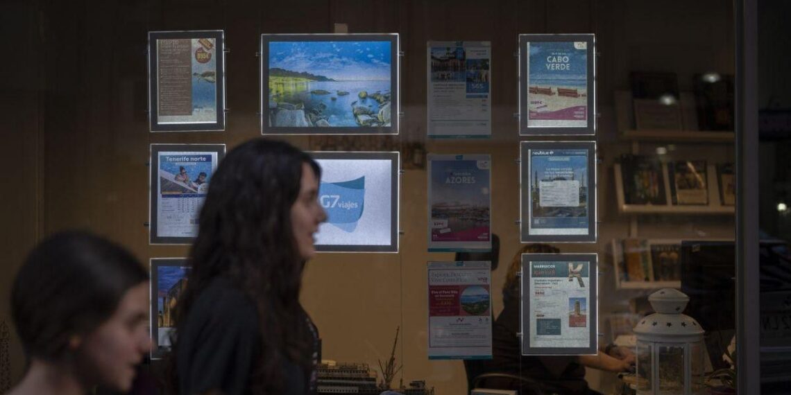 Asia sube y las islas españolas se asientan como destinos favoritos