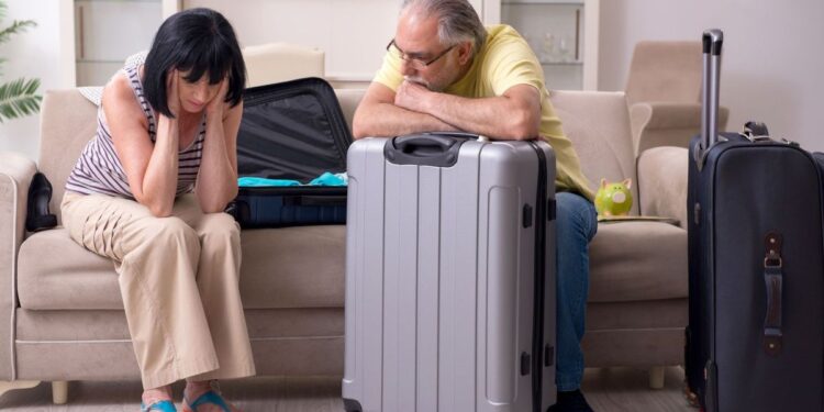 Los mayores alzan la voz por el edadismo de seguros de viaje