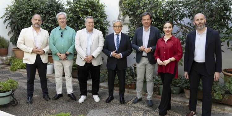 Economía.- Lucena (Córdoba) acogerá el VII Foro UNAV para analizar los retos del turismo en las agencias de viajes
