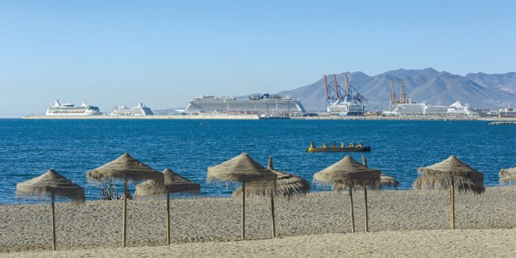 Málaga registra su mejor valoración como destino de cruceros