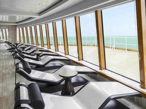 Norwegian Cruise Line presenta el nuevo Vibe Beach Club a bordo del Norwegian Jade y el Norwegian Gem