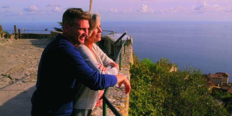 Oceania Cruises presenta sus Cruceros Temáticos 2027 con itinerarios centrados en los destinos