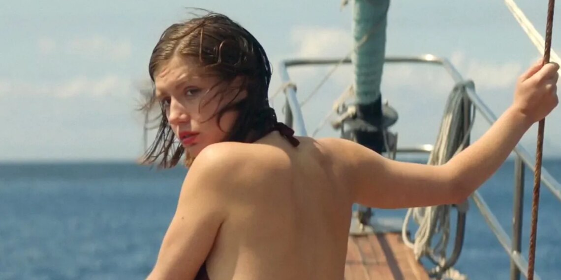 8 Adèle Exarchopoulos That Prove She’s the Future of French Cinema