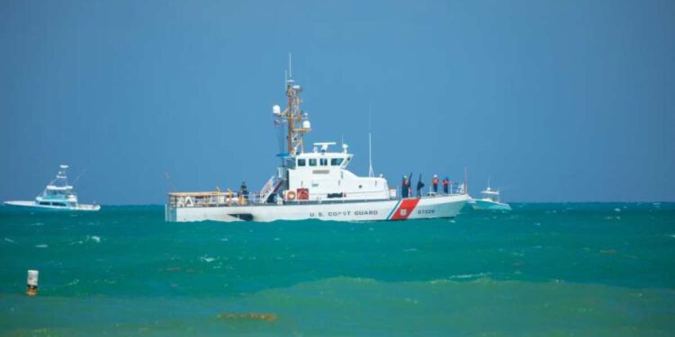 Rápida intervención de la Guardia Costera permitió evacuar a una embarazada de un crucero cercano a Miami
