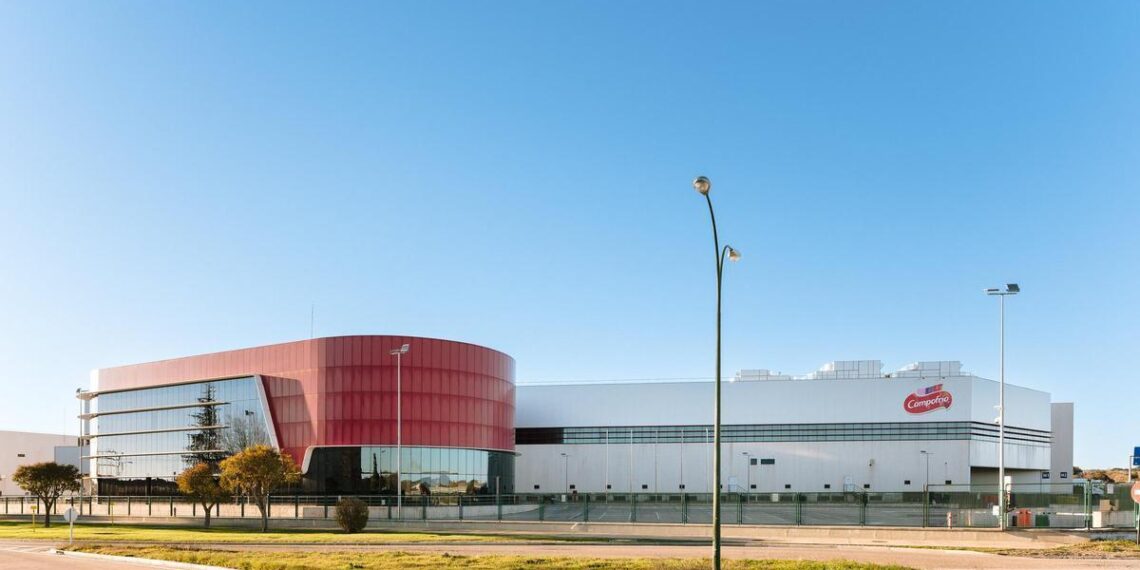 El Grupo registró una facturación consolidada de 2.112 millones de euros.