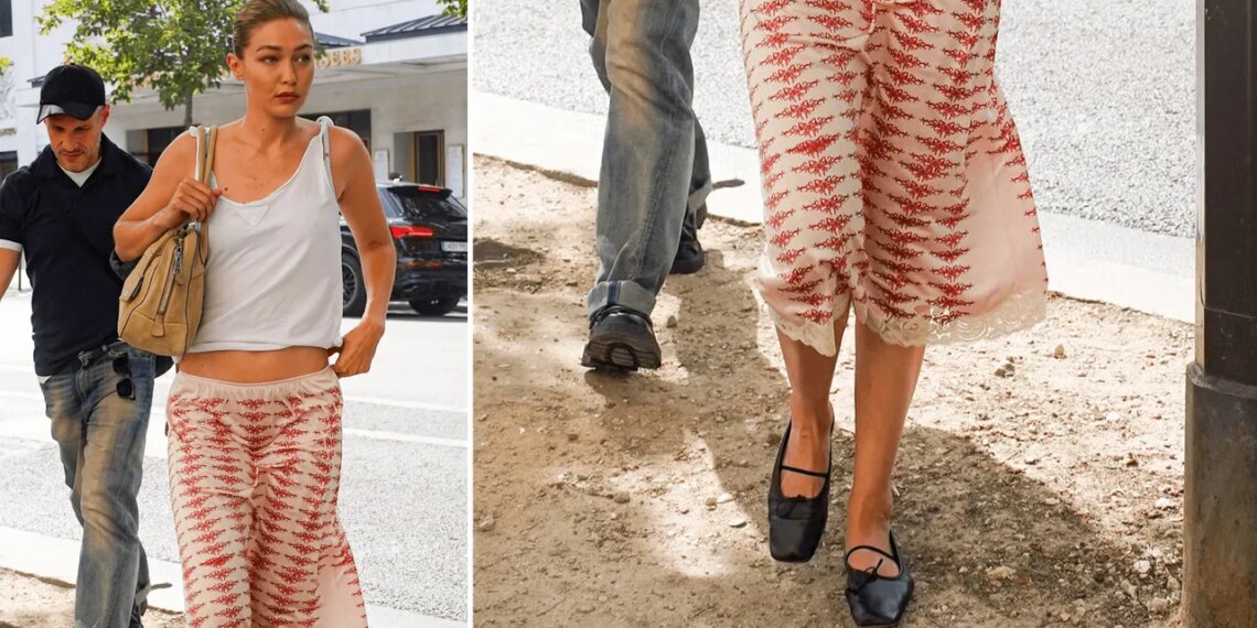 Zapatos Mary Jane, falda midi y camiseta de tiras, el look inspirado en los años 90 que se lleva hoy