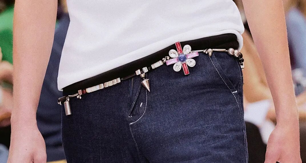 Why Have I Never Considered the Chain Belt Before?