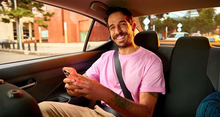 ¿Pides viajes por aplicaciones de movilidad? Conoce cinco funciones que pueden contribuir a una experiencia más segura
