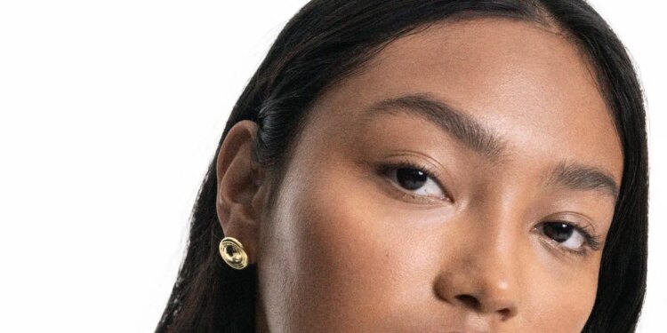 12 Makeup Essentials to Build Your Collection From Scratch