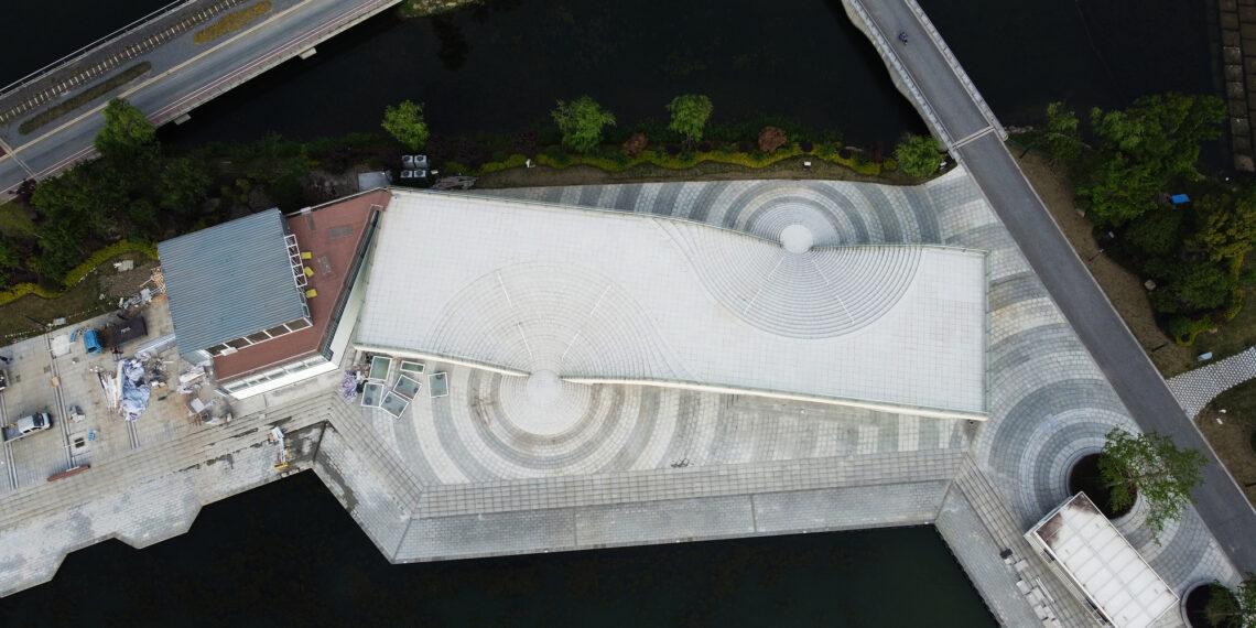 Galería de Terminal de cruceros / Hexia Architects