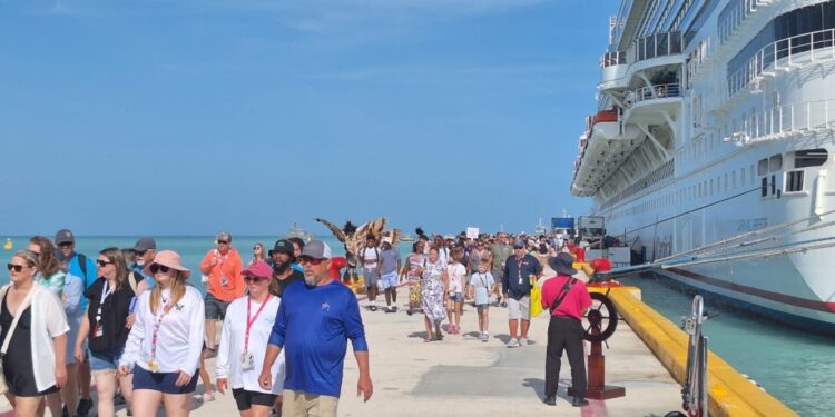 Crece el turismo de cruceros en Yucatán con un incremento de 14.3% en arribos