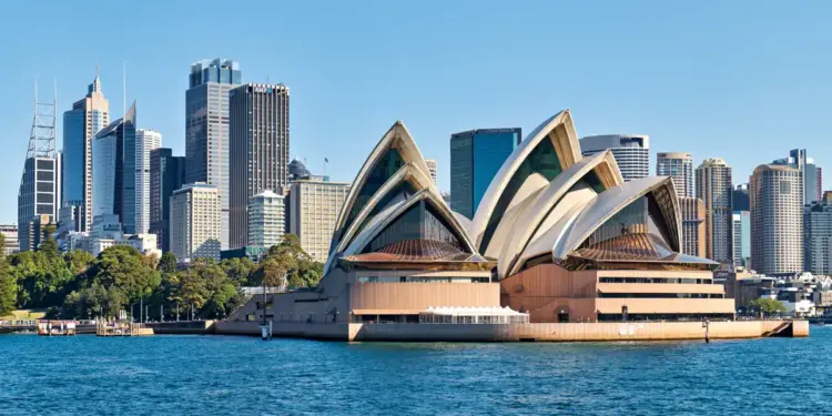 Es oficial: Australia suspende los visados de trabajo y vacaciones para España y otros 23 países