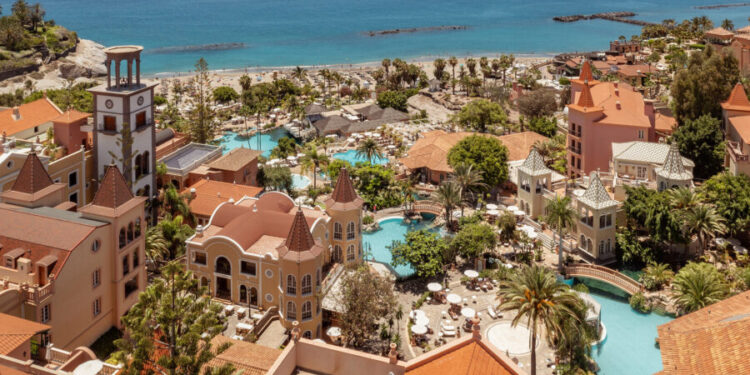 Bahía del Duque refuerza su propuesta de lujo familiar para viajes multigeneracionales – EBFNoticias