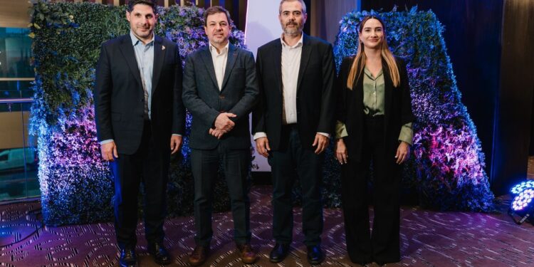 Buenos Aires promocionó su oferta turística en Neuquén