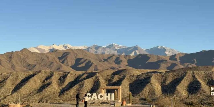 Cachi fortalece la comercialización de su destino ante